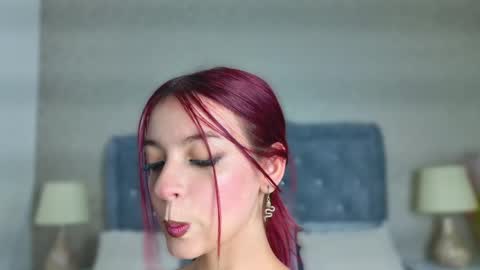 Elizabet online show from June 2026 12:18:01 PM
