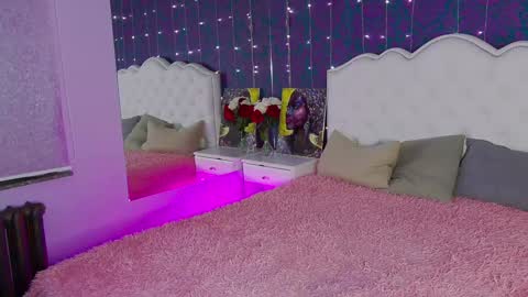 Linda online show from February 2025 03:52:01 PM