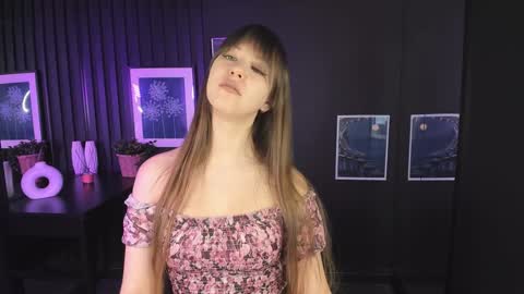 Eliza online show from February 2025 04:50:01 PM