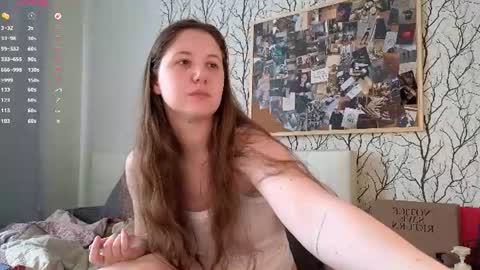 Snapshot of elizavetta_miller chatting on June 2026 03:14:02 PM Lisa online show from June 2026 03:14:02 PM
