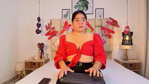 Eliza online show from September 2025 01:13:01 PM