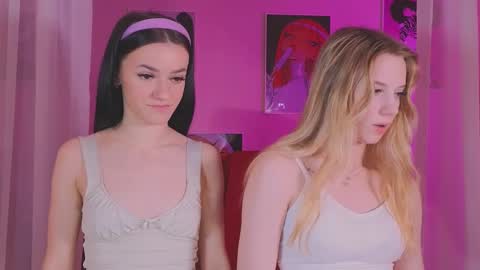 elizzza_ online show from February 2025 06:56:02 PM