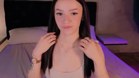 elizzza_ online show from November 2025 05:29:02 AM