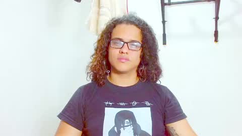 Diana online show from February 2025 06:48:01 PM