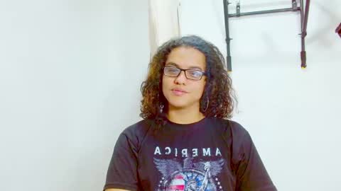 Diana online show from February 2025 06:15:02 PM