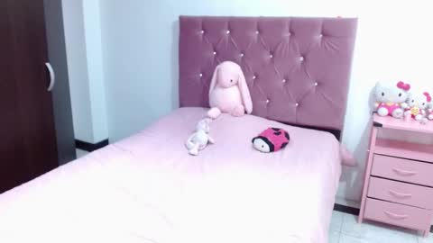 Snapshot of ella_2sweet chatting on February 2025 06:14:02 AM Ella online show from February 2025 06:14:02 AM