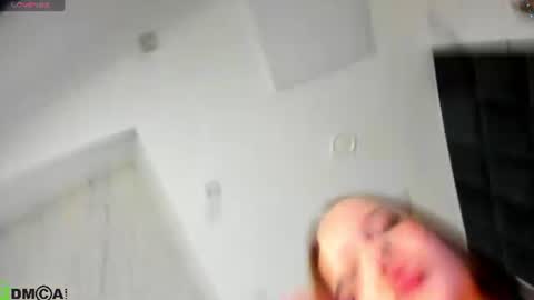 Snapshot of ella_butler chatting on June 2026 09:25:01 AM Ella online show from June 2026 09:25:01 AM