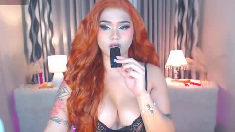 Snapshot of ella_fantasia chatting on December 2025 04:40:02 AM HI ITS ME ELLA online show from December 2025 04:40:02 AM
