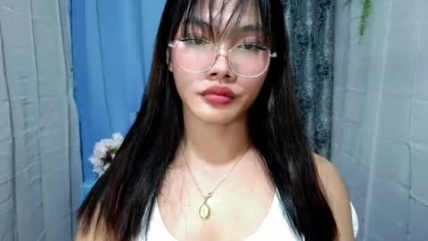 Ella online show from November 2025 03:49:02 AM