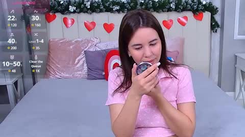 Snapshot of ellaander chatting on March 2025 04:21:01 AM Ella online show from March 2025 04:21:01 AM