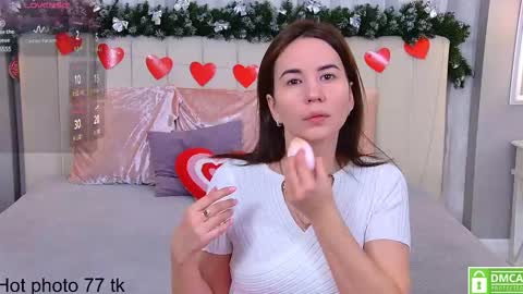 Snapshot of ellaander chatting on March 2025 04:08:02 AM Ella online show from March 2025 04:08:02 AM