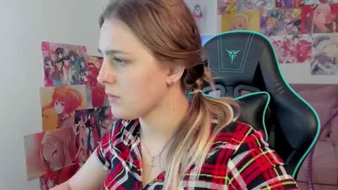 EllaBells online show from March 2026 12:28:01 PM