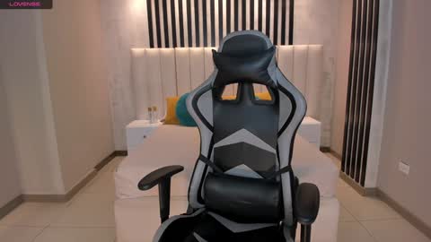 EllaClark online show from January 2025 06:20:02 PM