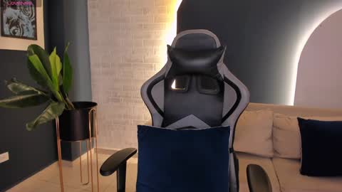 EllaClark online show from January 2025 11:34:02 AM