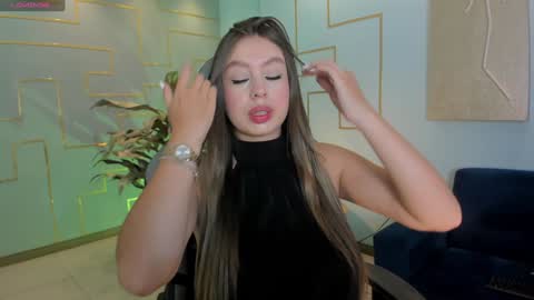 EllaClark online show from January 2025 06:50:01 PM