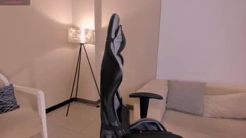 EllaClark online show from September 2025 07:06:02 PM