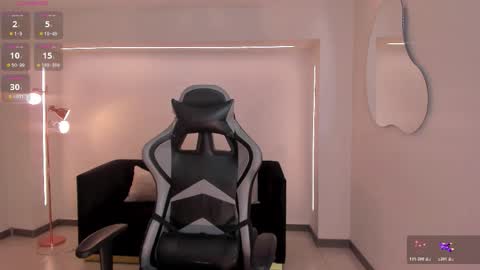 EllaClark online show from November 2025 07:02:02 PM