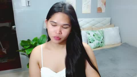 Snapshot of ellaford chatting on July 2026 09:28:02 PM EllaFord online show from July 2026 09:28:02 PM