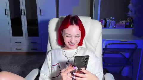 Snapshot of ellales chatting on October 2025 08:42:02 AM ellales online show from October 2025 08:42:02 AM