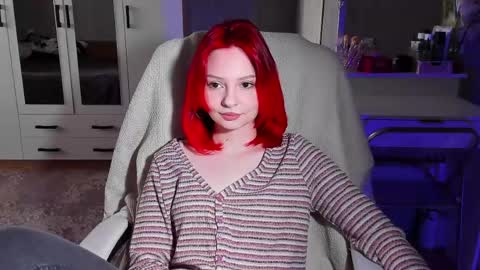 Snapshot of ellales chatting on April 2026 08:28:02 AM ellales online show from April 2026 08:28:02 AM