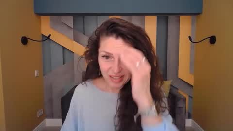 EllaLongs online show from April 2026 11:24:01 AM