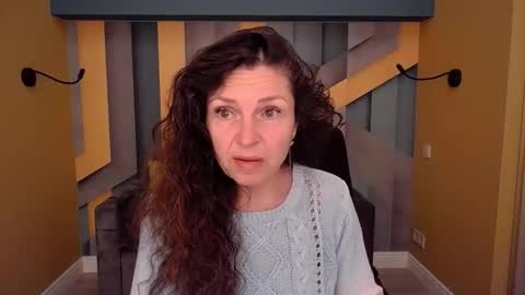 Snapshot of ellalongs chatting on May 2026 11:26:02 AM EllaLongs online show from May 2026 11:26:02 AM