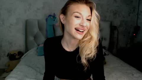 Snapshot of ellamilla chatting on July 2026 01:07:01 PM ellamilla online show from July 2026 01:07:01 PM