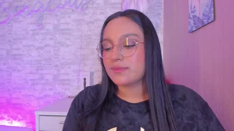 Ella online show from February 2025 04:07:02 AM