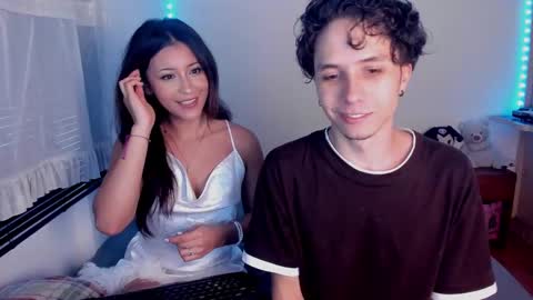 Snapshot of ellancain chatting on March 2025 10:24:01 PM Ella and Cain online show from March 2025 10:24:01 PM