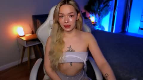 Ella online show from February 2026 05:39:01 AM