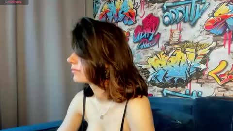 Snapshot of elle__driver chatting on June 2026 01:19:01 AM elle__driver online show from June 2026 01:19:01 AM
