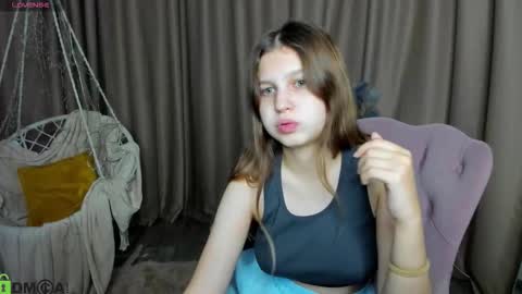 elle_ellise online show from September 2025 12:55:01 AM