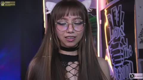 follow me on instagram .    online show from January 2025 04:55:01 AM