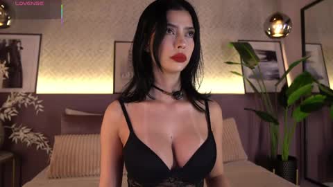 Elle Diane online show from April 2026 10:34:02 PM