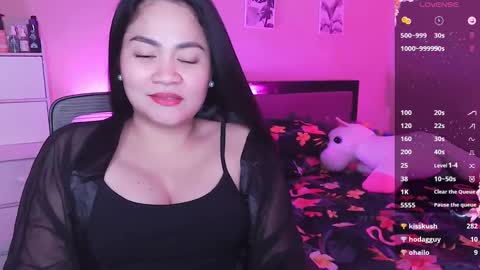 Snapshot of elleelle123 chatting on January 2025 05:41:01 AM Ann online show from January 2025 05:41:01 AM