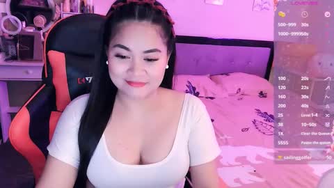 Snapshot of elleelle123 chatting on September 2025 12:45:02 AM Ann online show from September 2025 12:45:02 AM