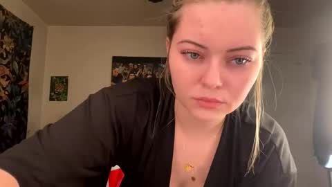 ellejess online show from March 2026 08:48:01 PM