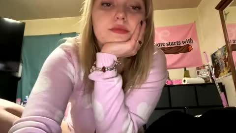 ellejess online show from March 2026 06:32:01 AM