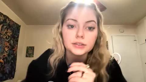 ellejess online show from March 2026 06:44:02 PM