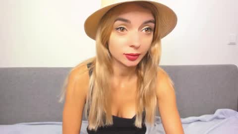 ellen_flow online show from February 2025 07:02:01 PM