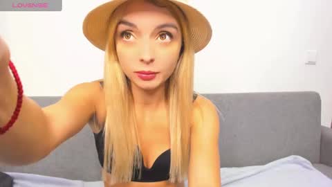 ellen_flow online show from February 2025 09:14:01 PM