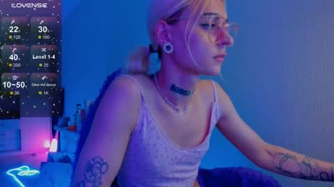 Ellie online show from August 2026 03:49:02 PM