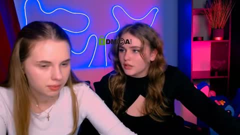 Snapshot of elli_ashley chatting on April 2026 02:12:01 PM Ashley online show from April 2026 02:12:01 PM