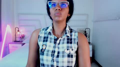 Snapshot of ellie_alves chatting on January 2025 12:07:02 PM Ellie online show from January 2025 12:07:02 PM