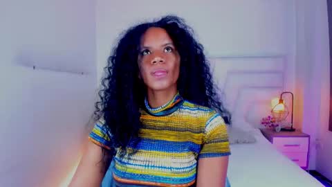 Snapshot of ellie_alves chatting on February 2025 12:32:01 PM Ellie online show from February 2025 12:32:01 PM