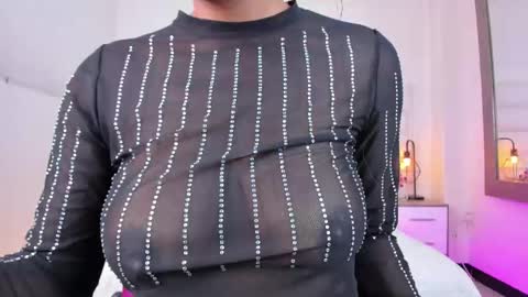 Snapshot of ellie_alves chatting on February 2025 03:16:01 PM Ellie online show from February 2025 03:16:01 PM