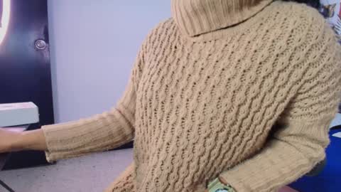 Snapshot of ellie_alves chatting on September 2025 11:54:02 AM Ellie online show from September 2025 11:54:02 AM