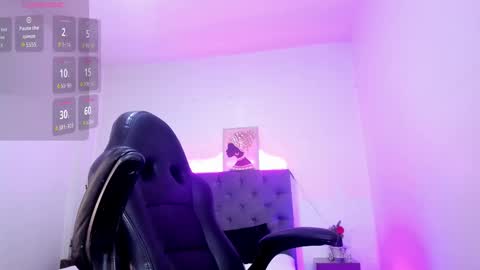 Snapshot of ellie_alves chatting on October 2025 12:17:01 PM Ellie online show from October 2025 12:17:01 PM