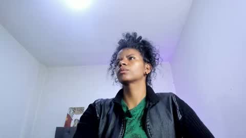 Snapshot of ellie_alves chatting on October 2025 11:54:02 AM Ellie online show from October 2025 11:54:02 AM