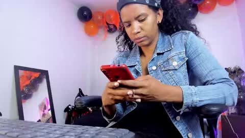 Snapshot of ellie_alves chatting on October 2025 11:55:01 AM Ellie online show from October 2025 11:55:01 AM